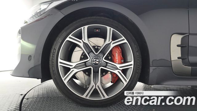 Kia Stinger 2019 — photo 5