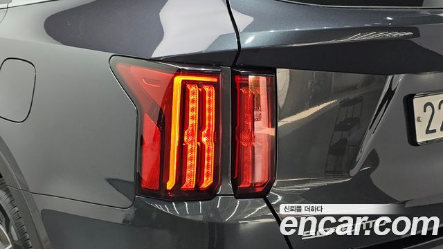 Kia Sorento 2023 — photo 9
