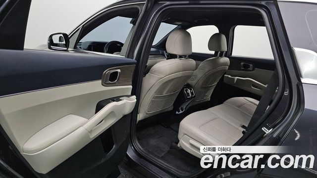 Kia Sorento 2023 — photo 16