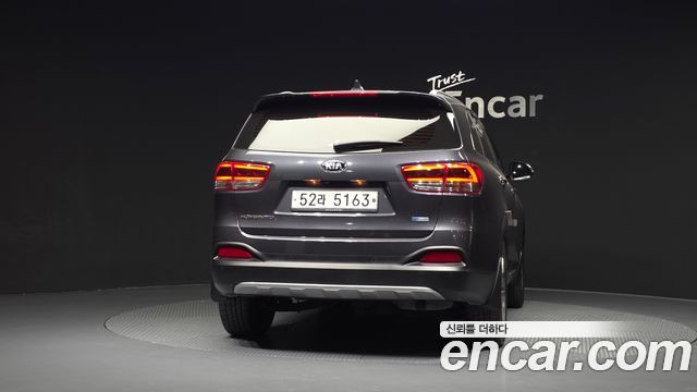 Kia Sorento 2017 — photo 4
