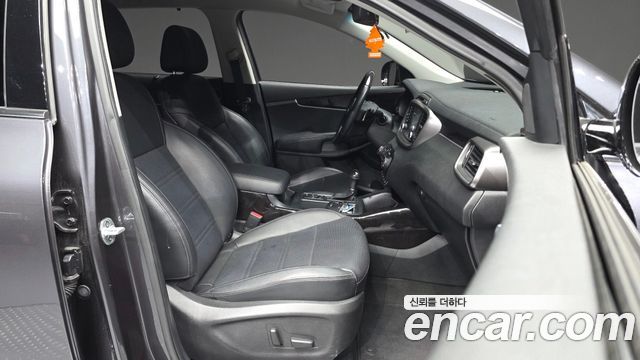 Kia Sorento 2017 — photo 11