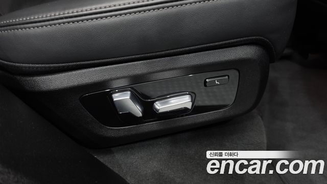 BMW X5 2023 — photo 32