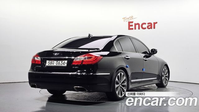 Hyundai Genesis 2013 — photo 2