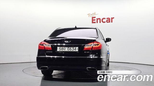 Hyundai Genesis 2013 — photo 4