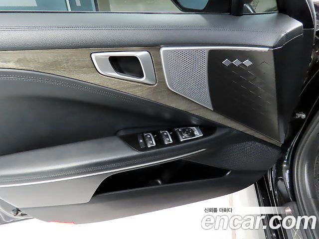 Kia K8 2022 — photo 12