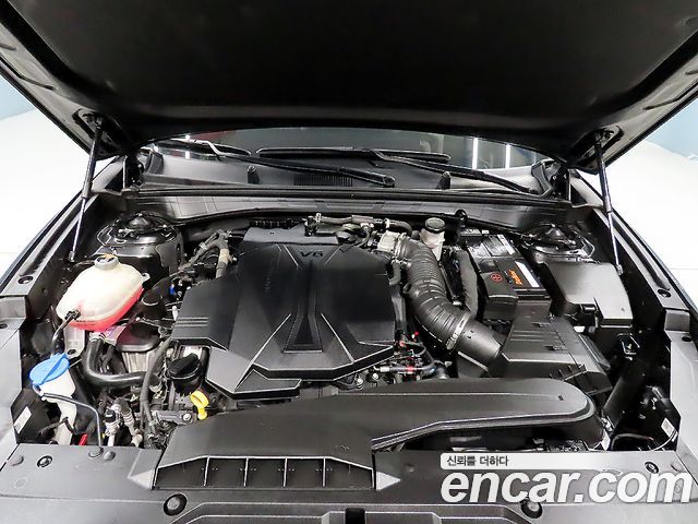 Kia K8 2022 — photo 19
