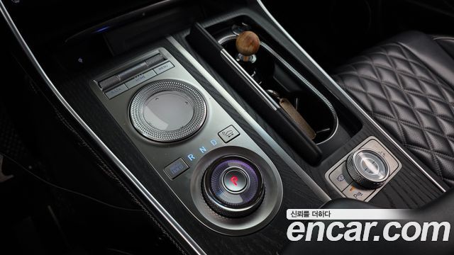 Genesis GV80 2020 — photo 9