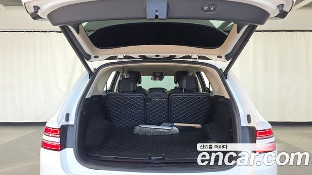 Genesis GV80 2020 — photo 20