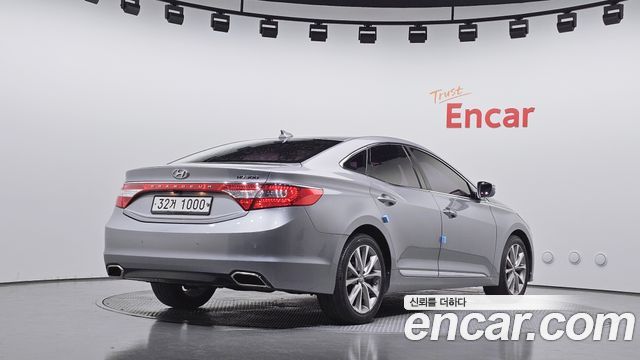 Hyundai Grandeur 2016 — photo 2