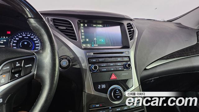 Hyundai Grandeur 2016 — photo 12
