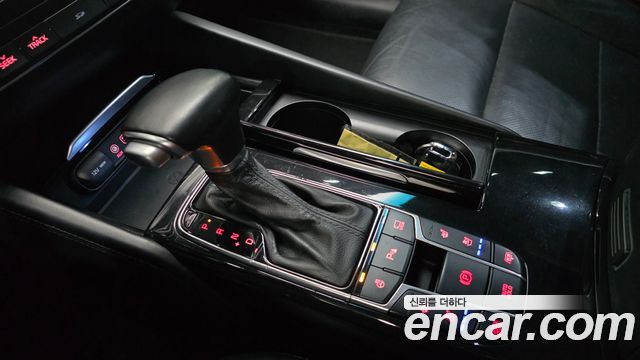 Kia K7 2017 — photo 9