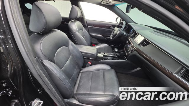 Kia K7 2017 — photo 10