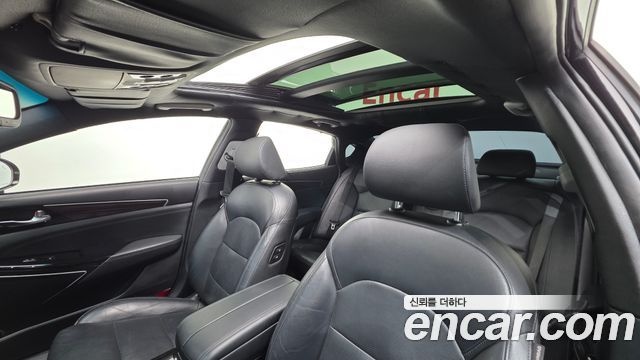 Kia K7 2017 — photo 11