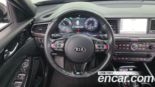 Kia K7 2017 — photo 15