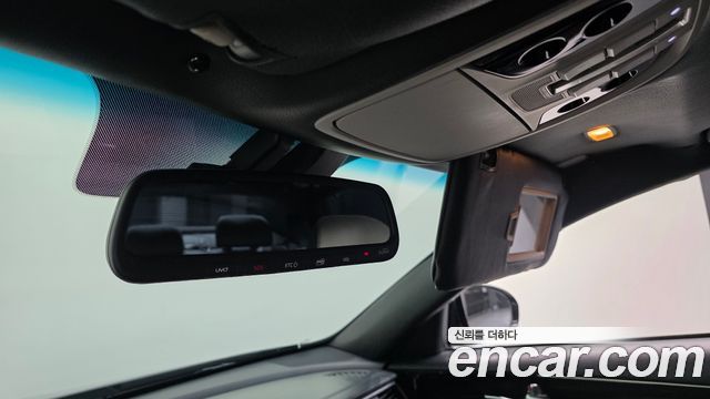 Kia K7 2017 — photo 16