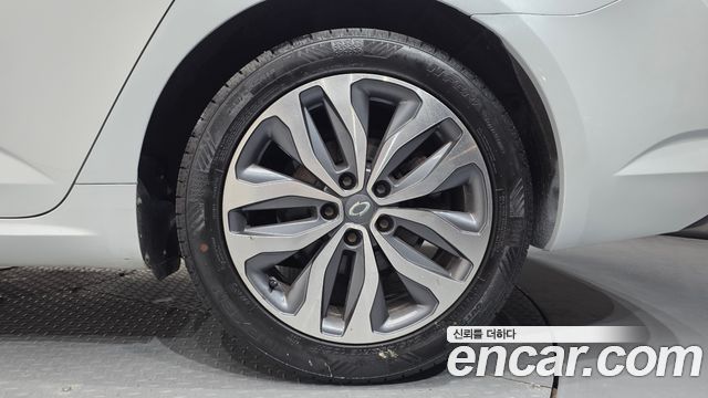 Renault Korea SM6 2017 — photo 7