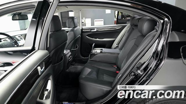 Hyundai Genesis 2012 — photo 11
