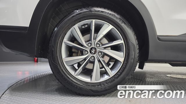 Hyundai Santafe 2019 — photo 5