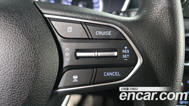 Hyundai Santafe 2019 — photo 24