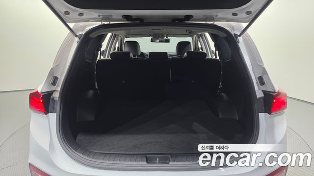 Hyundai Santafe 2019 — photo 25