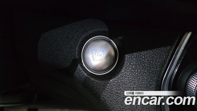 Hyundai Santafe 2019 — photo 29