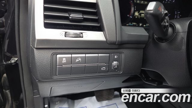 KG Mobility Rexton 2019 — photo 26