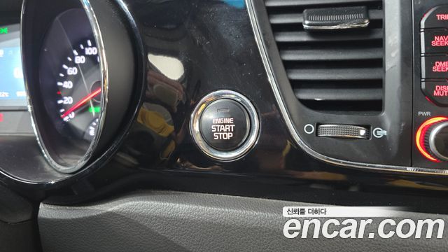 Kia Canival 2016 — photo 23
