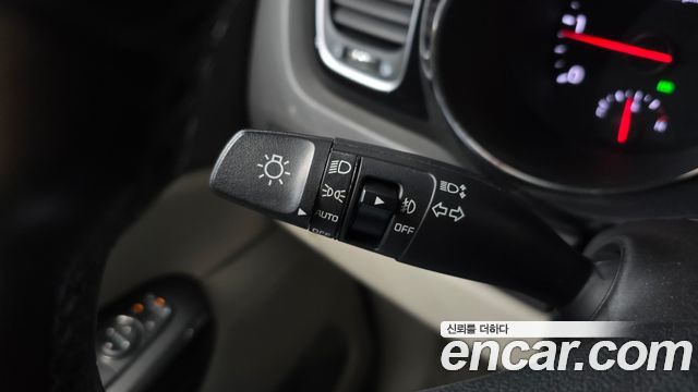 Kia Canival 2016 — photo 24