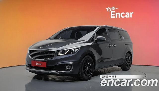 Kia Canival 2016 — photo 1
