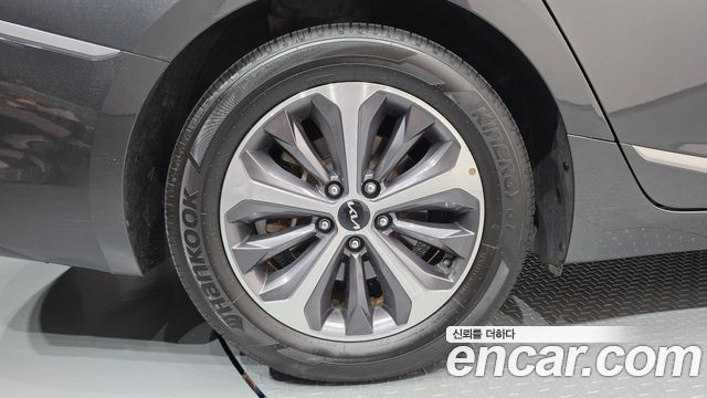 Kia K8 2022 — photo 5