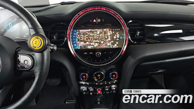 Mini Cooper 2024 — photo 20