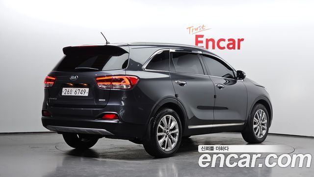 Kia Sorento 2016 — photo 2