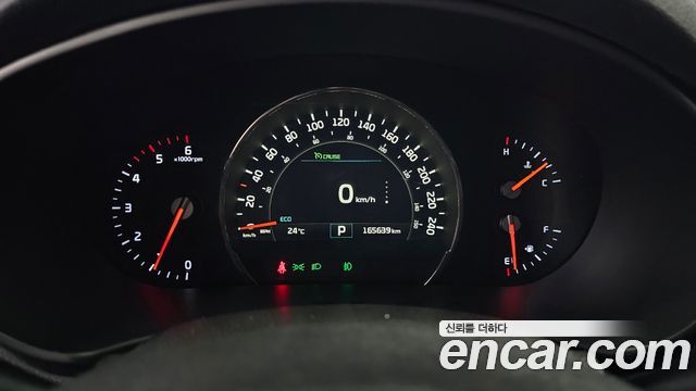 Kia Sorento 2016 — photo 8