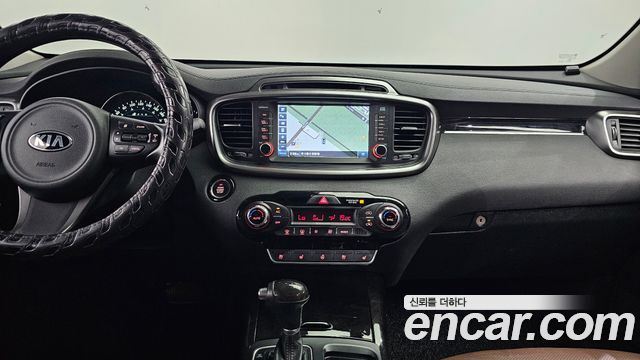 Kia Sorento 2016 — photo 13