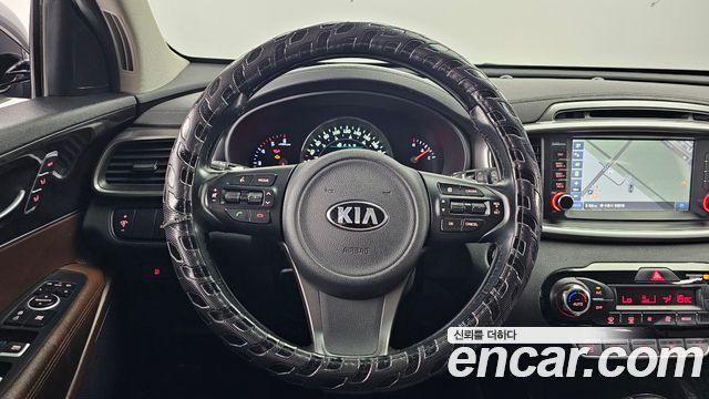 Kia Sorento 2016 — photo 14