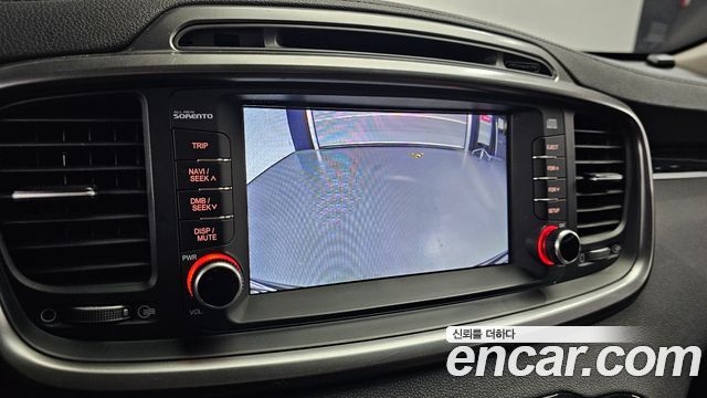Kia Sorento 2016 — photo 15