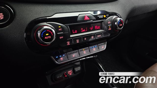 Kia Sorento 2016 — photo 18
