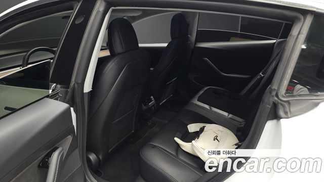 Tesla Model 3 2020 — photo 18