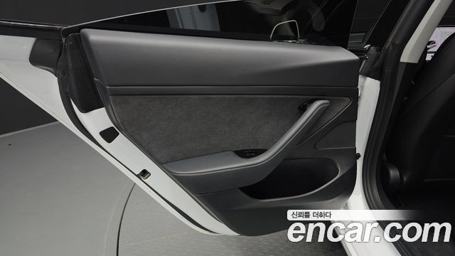 Tesla Model 3 2020 — photo 15