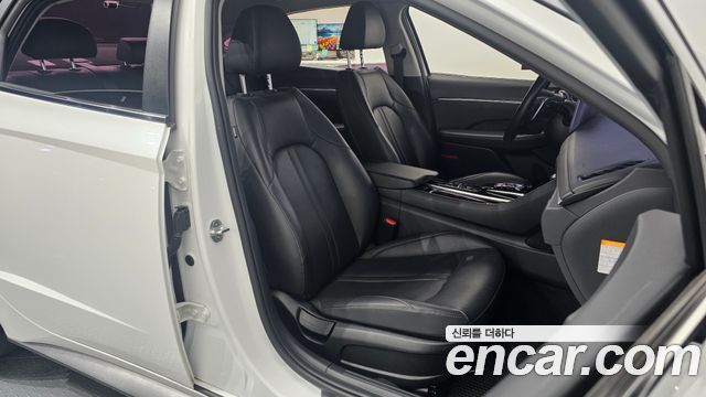Hyundai Sonata 2020 — photo 12