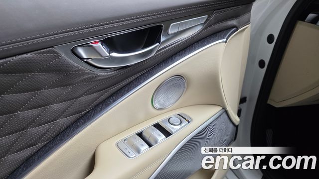 Kia K9 2022 — photo 25
