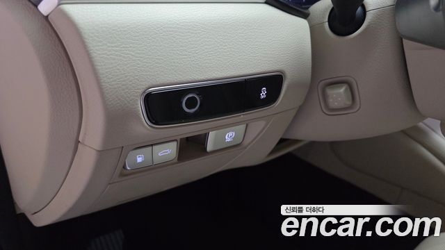 Kia K9 2022 — photo 27