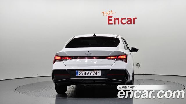 Hyundai AVANTE 2026 — photo 4