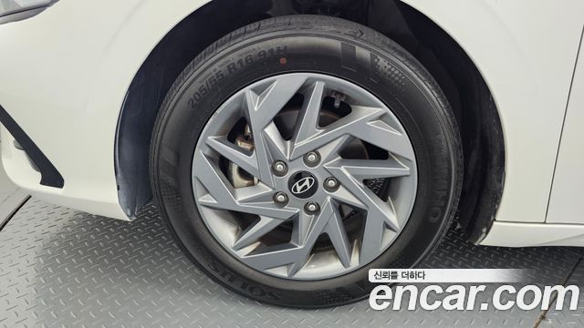 Hyundai AVANTE 2026 — photo 5