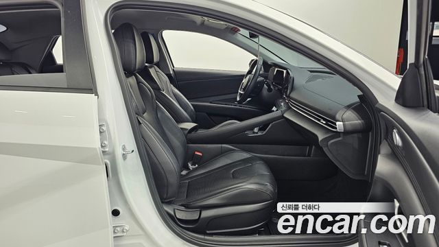 Hyundai AVANTE 2026 — photo 11