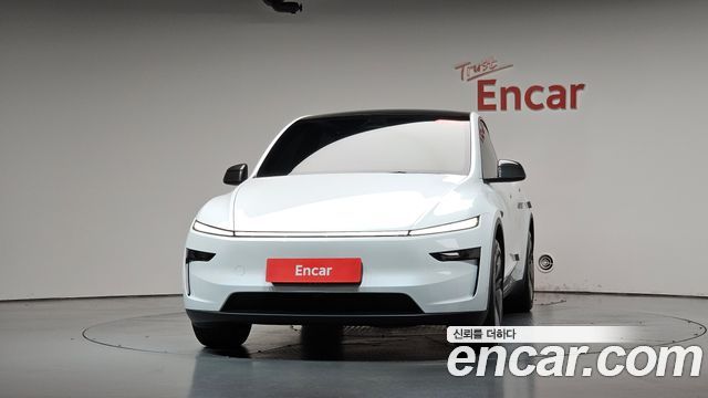 Tesla Model Y 2026 — photo 3