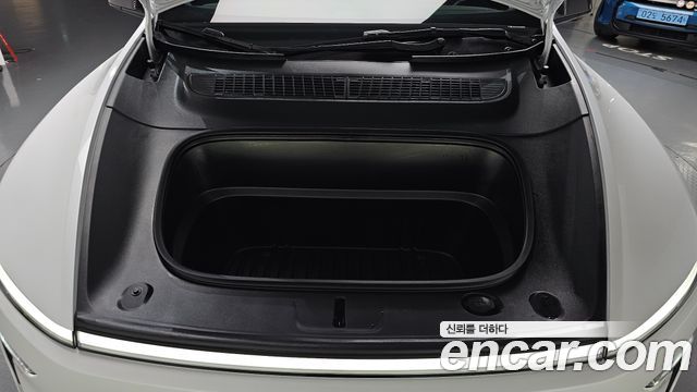 Tesla Model Y 2026 — photo 6