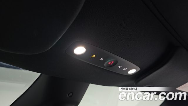 Tesla Model Y 2026 — photo 23