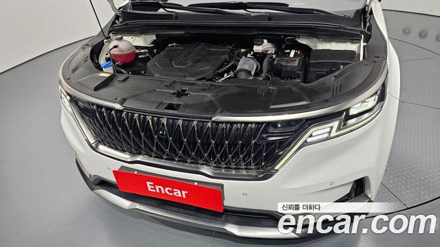 Kia Canival 2023 — photo 6