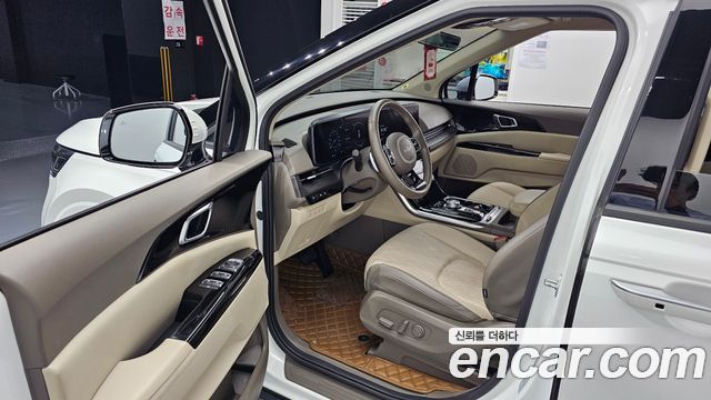Kia Canival 2023 — photo 10